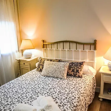 Rn Apartment Baeza